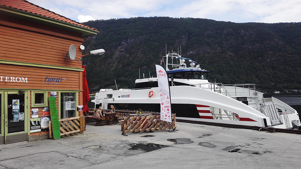 Kaipuben i Sogndal ein søndag sommaren 2015.